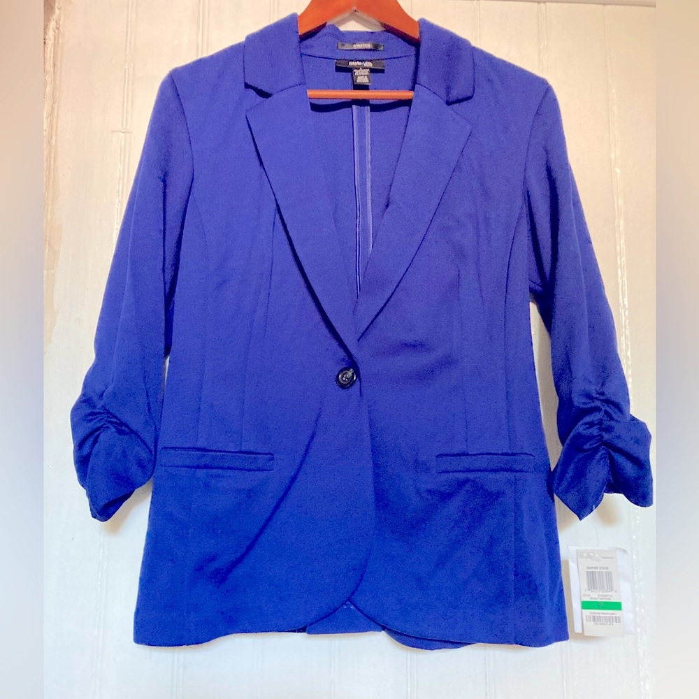 NWT Petite Large blazer, sapphire, single-breasted, ruched sleeves.